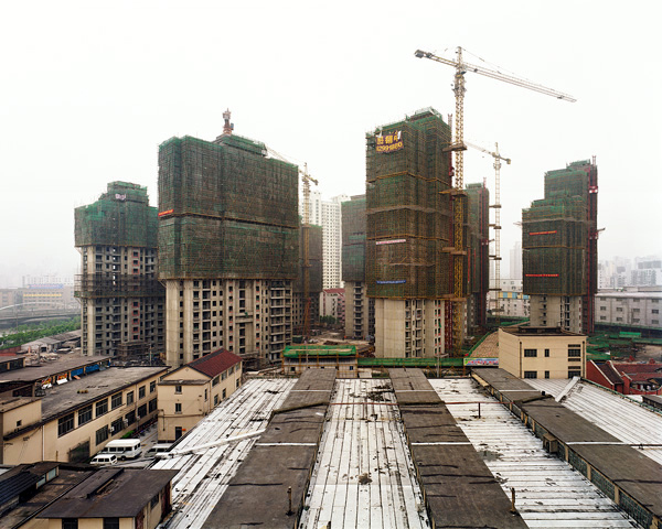 Moganshan_Lu__Putuo_District__Shanghai__2004.jpg