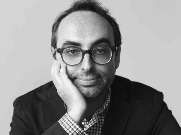 https://guernicamag.com/wp-content/uploads/2014/03/gary-shteyngart.jpg