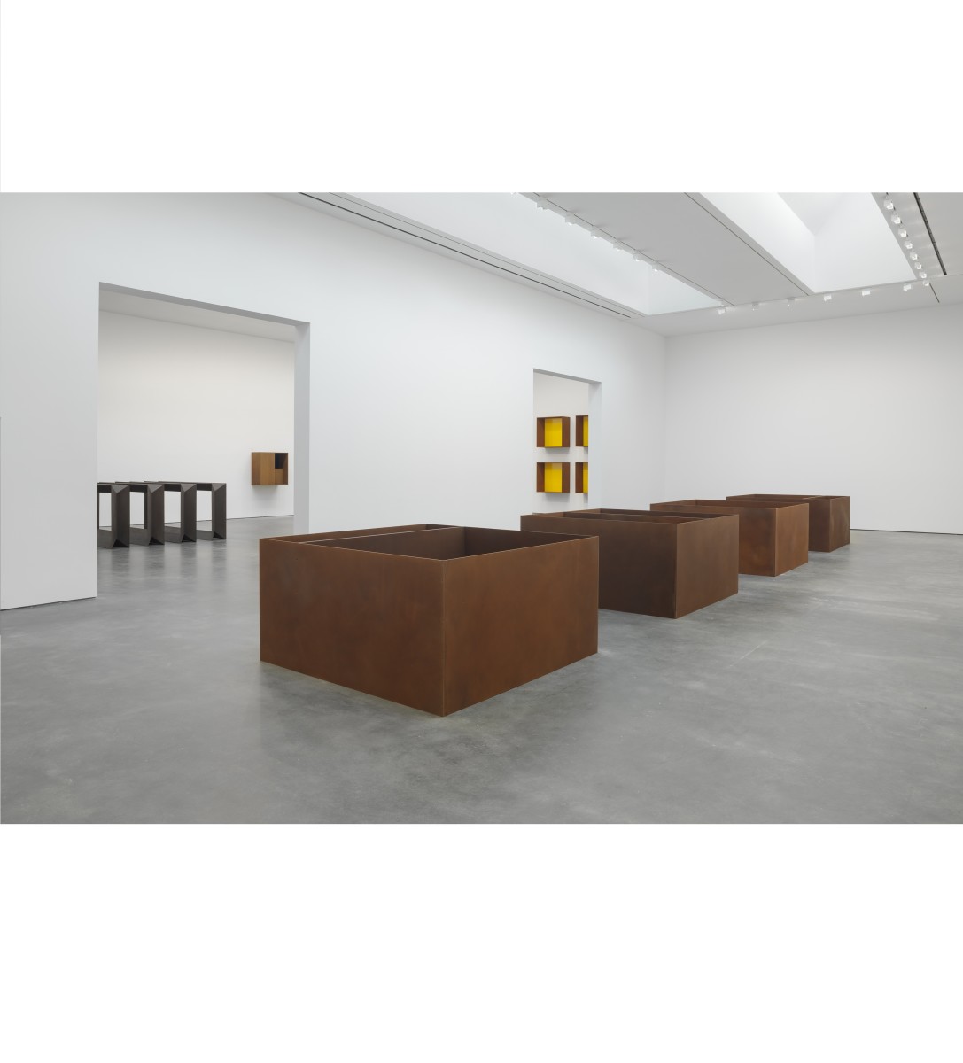 Installation-view-Donald-Judd-David-Zwirner-New-York-2015_3
